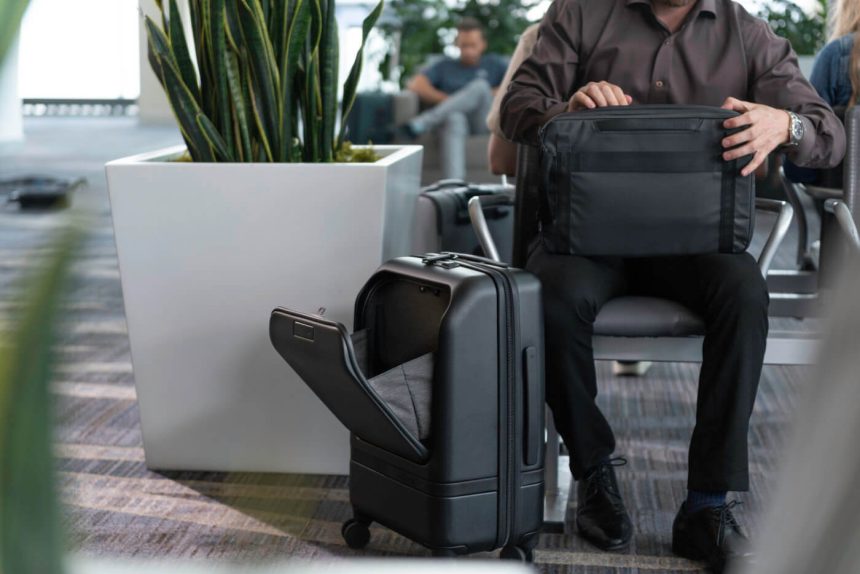 The Smart 5-in-1 ITR Studio One Backpack | One Tech Traveller